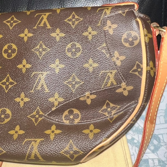 LOUIS VUITTON Saint Cloud NM MM - Picture 2 of 15